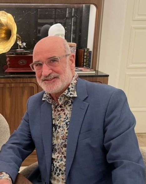 «No ignoro la miseria y la corrupción del mundo, pero quiero preservar un espacio de verdad personal en la escritura»