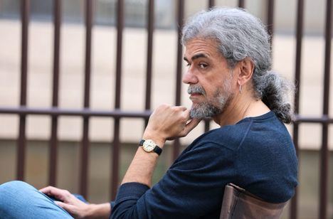 «Uno escribe sobre lo que teme ser o sobre lo que desea ser, nunca sobre lo que ya es»